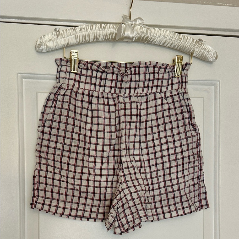 High-Waist Paperbag Plaid Women’s Shorts w/ pockets - White w/ Red & Blue Check